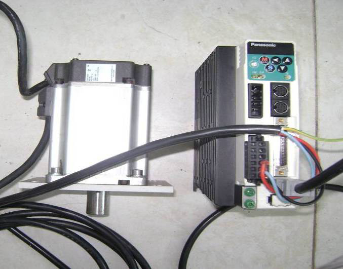 上海霄腾GZP-561系列高速压片机伺服电机