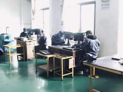 上海泰博雷特压片机模具加工区